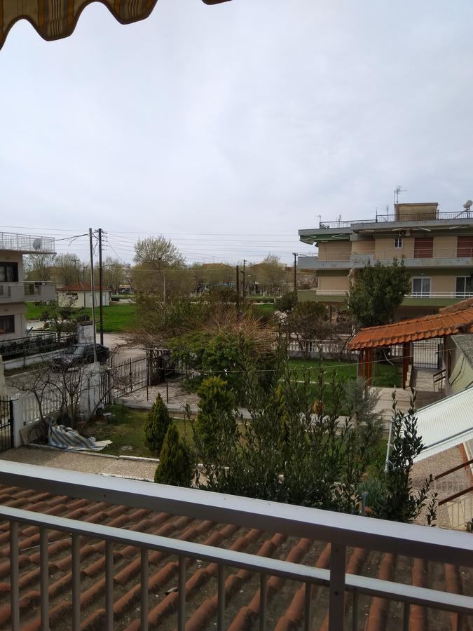 Family-Elia Apartamento Paralia Dionysiou Exterior foto