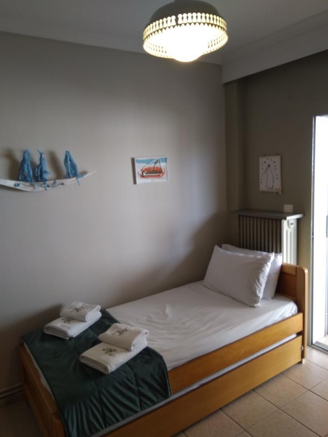 Family-Elia Apartamento Paralia Dionysiou Exterior foto